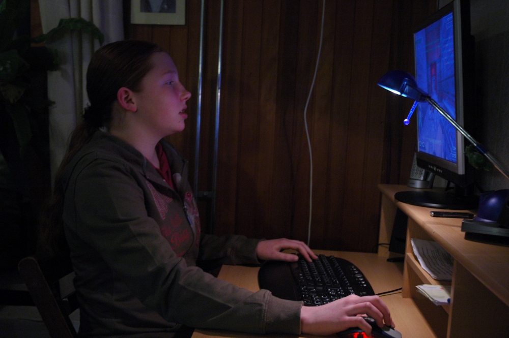 girl at computer